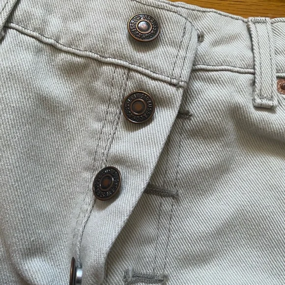 Levi Khaki Button Fly Long Shorts - Picture 9 of 9